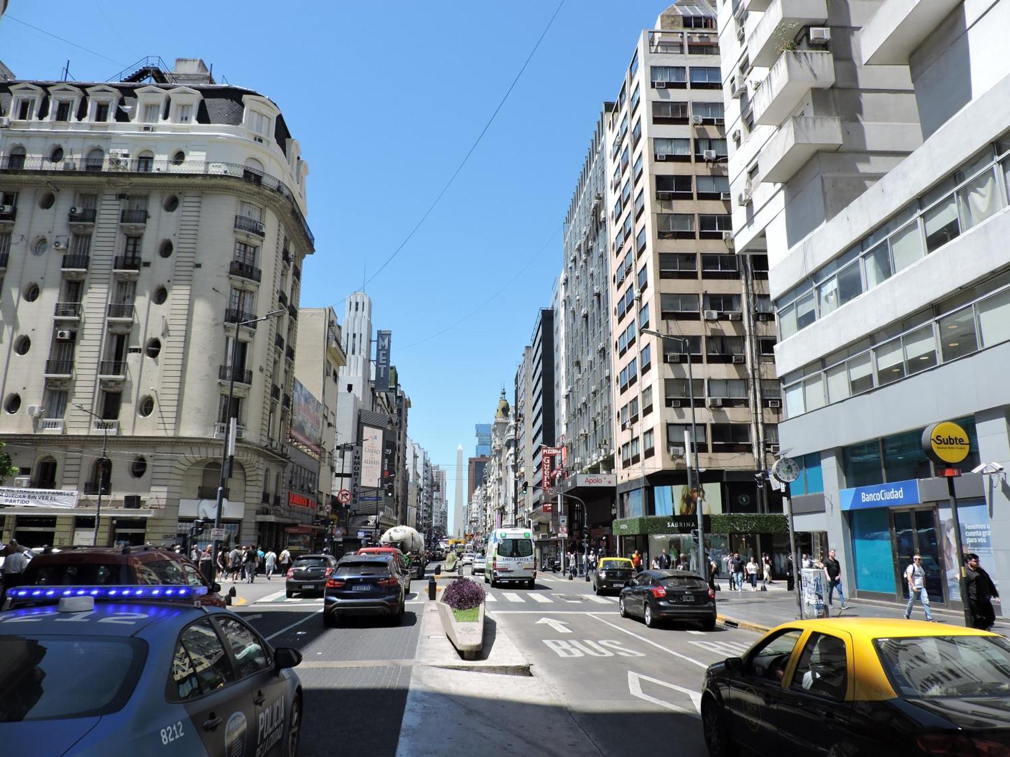 Апартаменти 4 Ventanales Sobre La Avenida Corrientes Буенос-Айрес Екстер'єр фото
